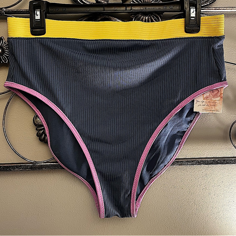 JESSICA SIMPSON Chop & Change High-Waisted Bikini Bottoms size large